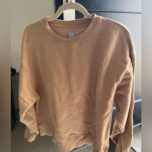 Aritzia crewneck